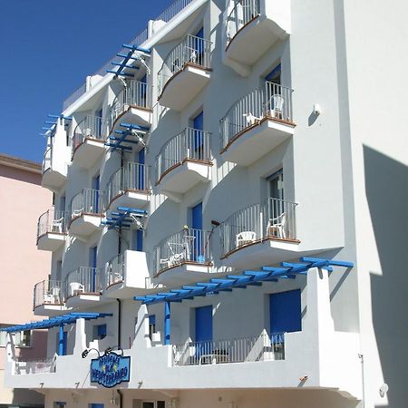 Residence Mediterraneo Rimini Bagian luar foto