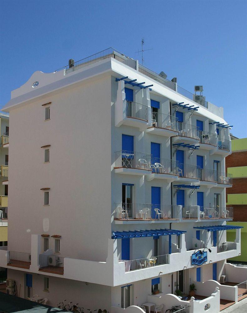 Residence Mediterraneo Rimini Bagian luar foto