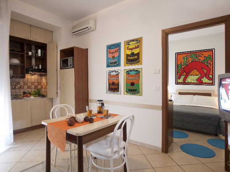 Residence Mediterraneo Rimini Bagian luar foto